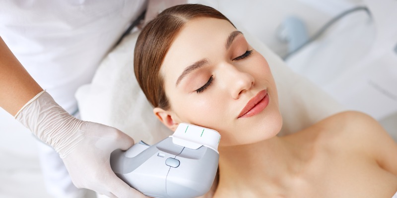 How Fat Freezing and HIFU Work Together? 4 book a personalised consultation of Fat Freezing and HIFU Together Bedfordshire